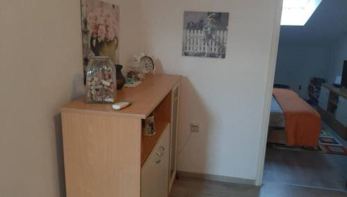 sunny attic apartment - Foto 1