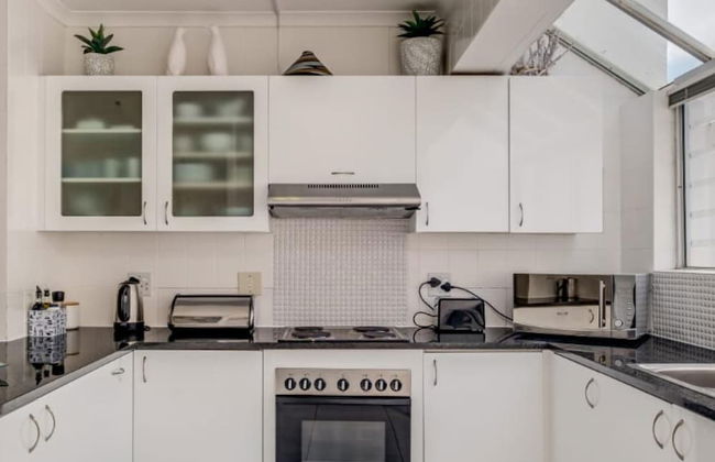 Home Away From Home w Ocean Views Pool The Kestrel - Foto 12