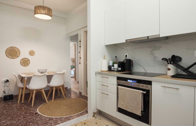 Fresh Urban Apt with Balcony in Zografou - Foto 28