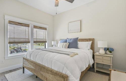 Beach Haven - Brand New Home - Private Pool- Just 300 Feet From The Beach! - Foto 28