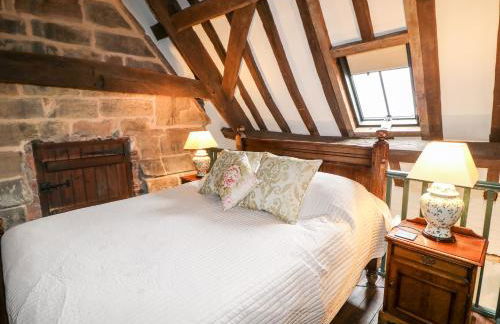 Porter's Lodge - Photo 18