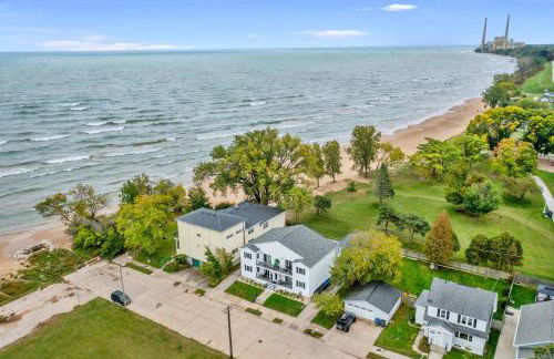 Beachside Condo w Stunning Lake Views - Foto 46