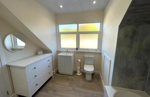 Beautiful 5BR Rural Cottage with Outstanding Views - Pass the Keys - Foto 31