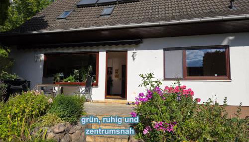 4 Sterne Souterrain Apartment Alt-Mariendorf - Photo 1