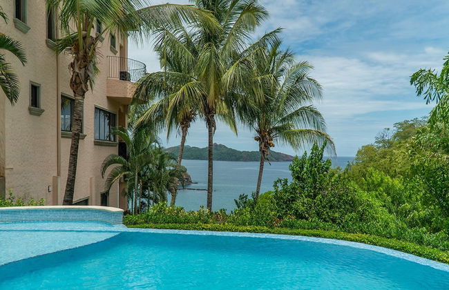 Ocean View Luxury Condo at Flamingo Towers - Photo 21