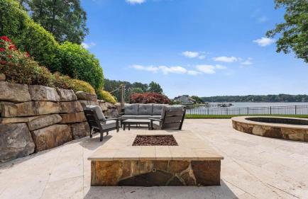 Private Dock, Pool + Hottub, Game Room, Firepit Paradise Pointe by Avantstay - Foto 107