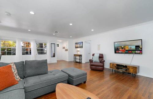 Valley Oasis Pool Hot Tub Near Universal - Foto 51