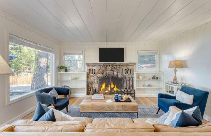 West Shore Lake House by Avantstay Ski Cabin w/ Backyard Sledding Hill! - Foto 18