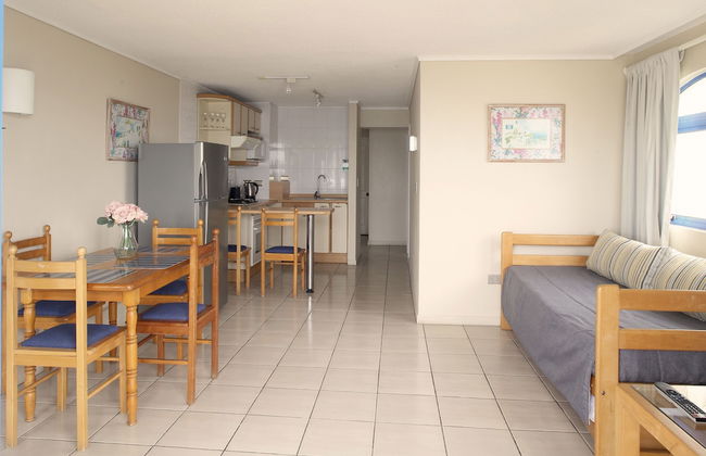 MR Mar Suites - Photo 4