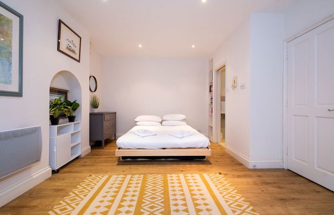 Host Stay Brunswick Apartment - Photo 1