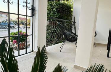 LUX Apartments - Photo 29