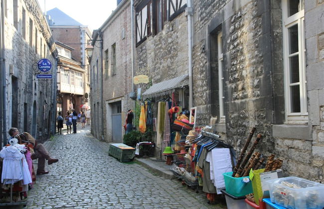 Luxurious Holiday Home in Érezée with Hot Tub - Photo 25