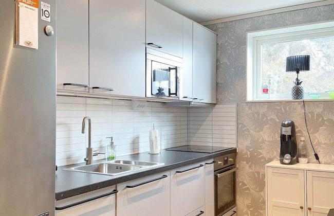 4 Person Holiday Home in Hoviksnas - Photo 3