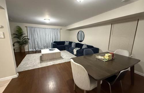 Charming Large 3 beds-2 bath Newark EWR NYC - Photo 14
