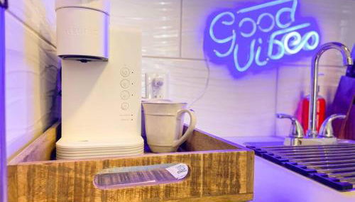 Cool Breeze Home -steps to the beach with Pool! - Foto 3