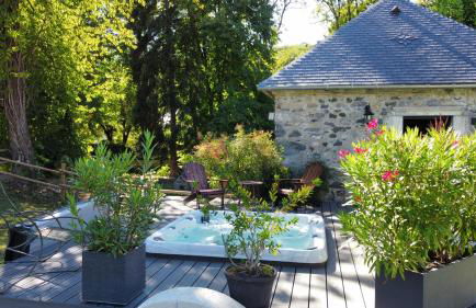Lodge ou Gîte de caractére avec jaccuzi spa piscine - Foto 8