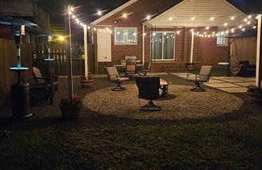 Quaint house, king bed 2min from down town - Photo 68