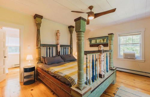 Secluded Charming Farmhouse Lake Views Firepit - Foto 8