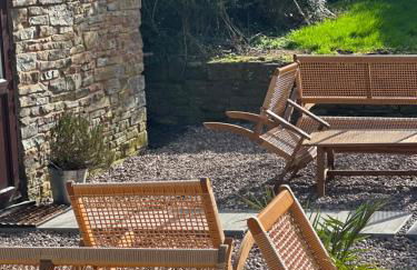 Shepherds Hut - Photo 21