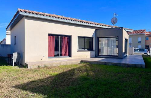 Superbe maison de plain pied à Saint Esteve - Foto 3