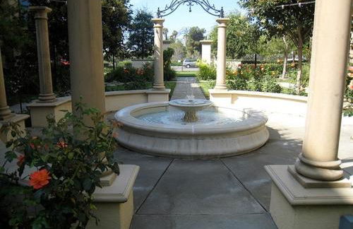 Exclusive Top Floor 1 bedroom in central Irvine one month min - Foto 20