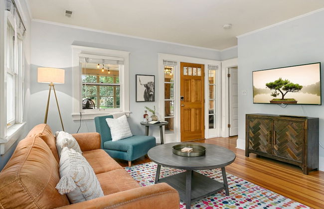 Downtown Abode W/ Hot Tub – Walk to Csu & Old Town - Foto 7