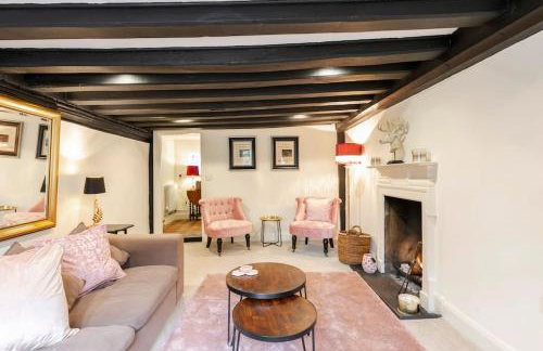 Dorney Windsor Legoland 5 Star Stay for upto 14 guests - Photo 39