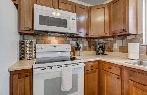 Crestpoint Court Family Multi-Level Near UCCS & BBQ - Foto 21