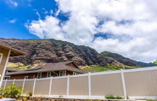 # Marbella Lane-Elegant 3BR Getaway with Superb Views - Foto 58