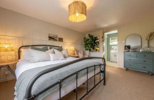 Evergreen - Photo 24