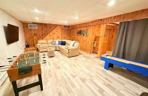 Bethel Escape Hot Tub 4 beds Game Room and Fire pit Fully Stocked Kitchen - Foto 22