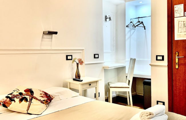 Domus Ester Roma - Foto 28