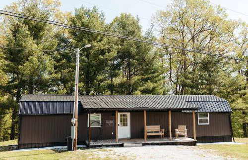 "Lumber Lodge" - Comfy & Woodsy Stay in RRG/Auxier - Foto 17