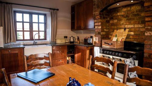 5 Star Romantic Rose Cottage with Roll-Top Bath - Foto 2