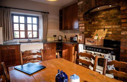 5 Star Romantic Rose Cottage with Roll-Top Bath - Foto 2