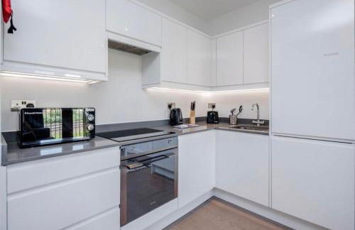 Maplewood properties - One bedroom luxurious apartment - Elm - Photo 8