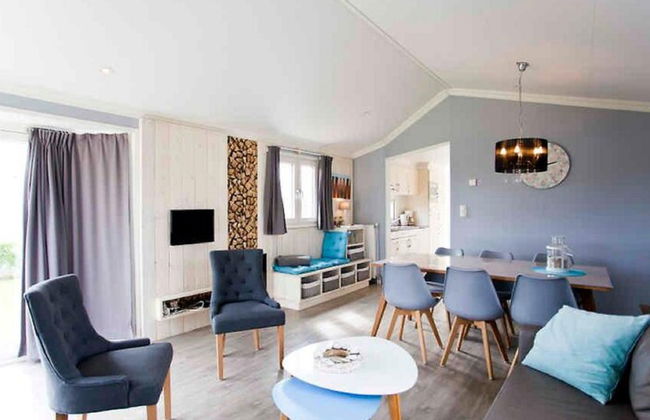 3 bedroom House in Breskens with swimming pool and terrace - Photo 2