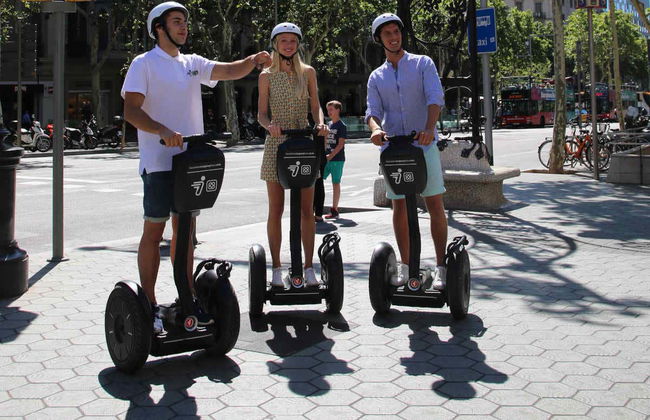 Balade en segway dans Barcelone - Photo 4