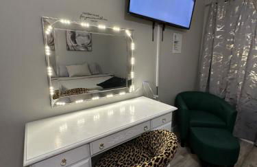 2BR King and Queen beds Games Stadium 6Flags Airport - Foto 23