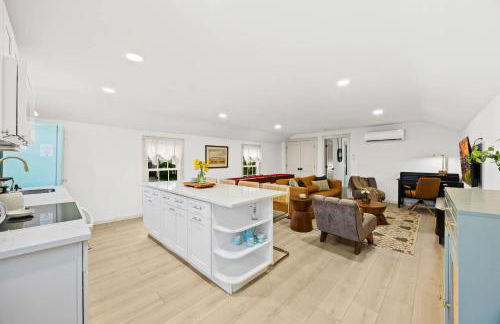 The Gatsby Carriage House Luxe Stay w Game Room - Foto 10