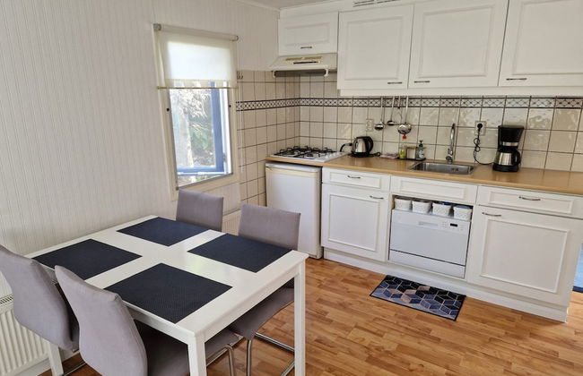 Cosy Chalet With Garden - Foto 9