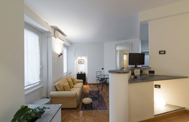 At Home Heart of Milan - Duomo Apartment - Foto 13