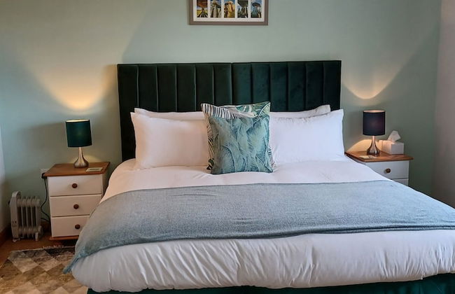 Relax With Amazing Views! 1-bed Studio in Tegryn - Foto 7