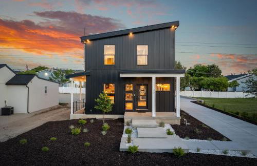 Modern Style Apartment Near Canyon RSL and expo - Foto 1