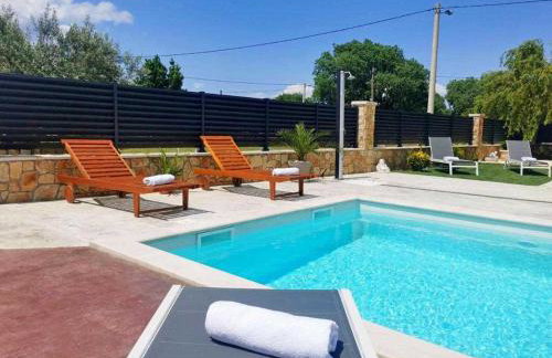 Villa Silence with pool Near Krka National Park - Foto 26