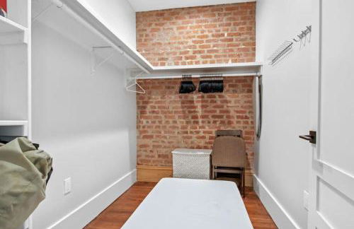 Fab 1838 Garden District 5BR with Parking And Balcony - Foto 8