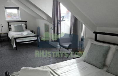 Rectory5 - 5 bedroom 7 beds Parking Perfect for Contractors - Foto 1