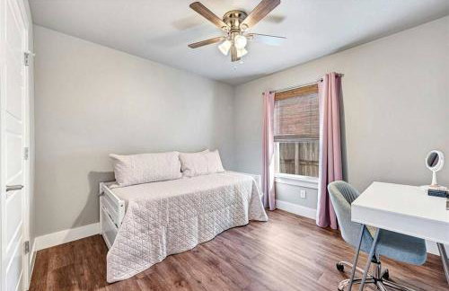 House of Charm! Bike Trails & New Walmart HQ - Foto 5