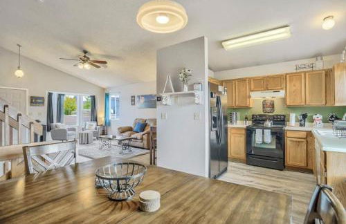 Witches Hollow Pet-Friendly Retreat Near Airport - Foto 4