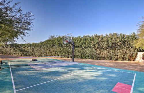 Lavish Paradise Valley Home with Sports Court and Pool - Foto 41